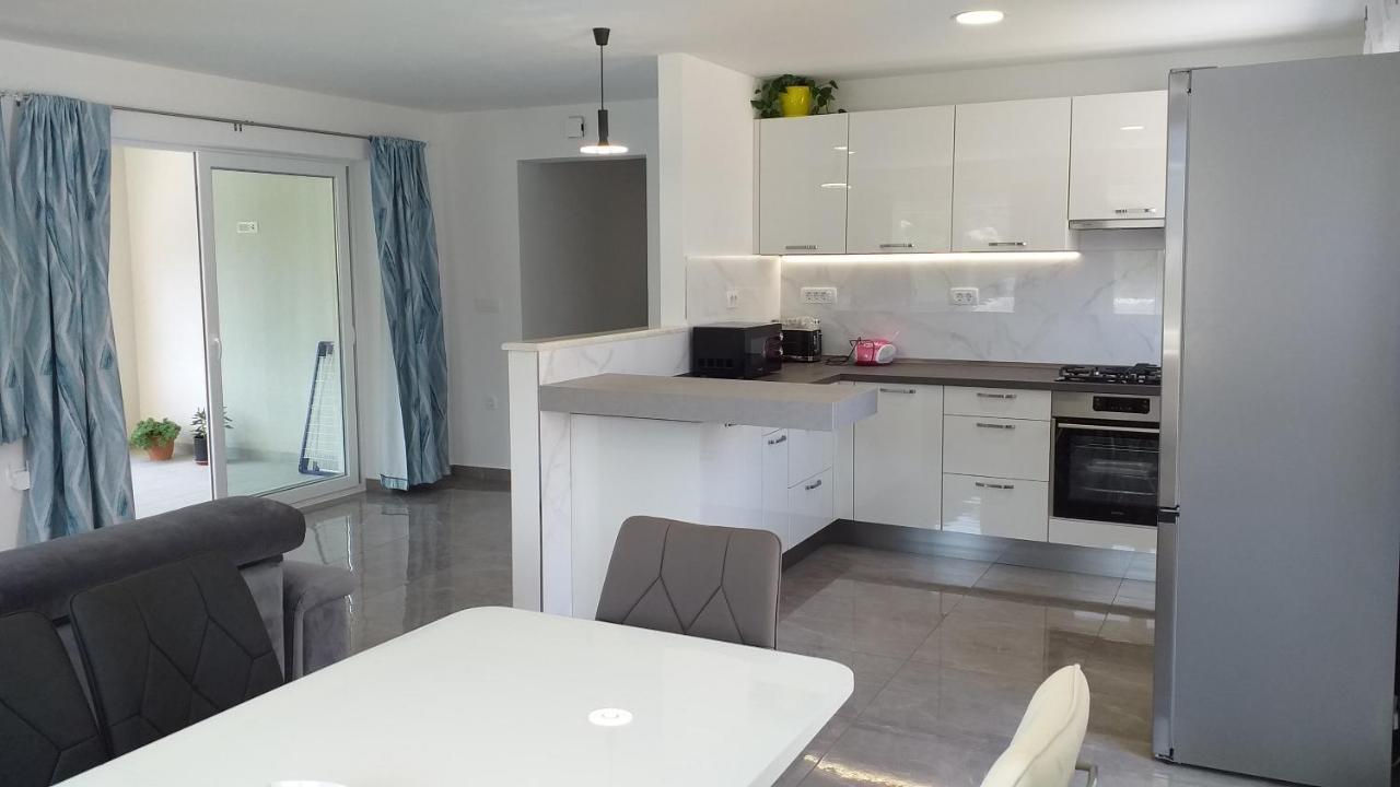 Apartman Karla Lastovo Экстерьер фото